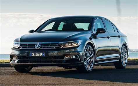 Volkswagen Passat R Line Wallpapers