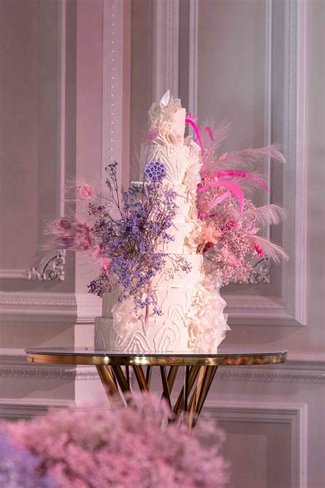 20 Purple Wedding Cake Ideas for a Striking Look