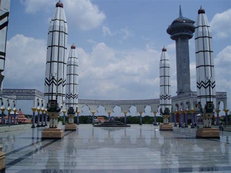 Darangan Purwosuman: Masjid Agung Semarang