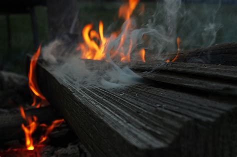 Fire,wood,smoke,flame,embers - free image from needpix.com