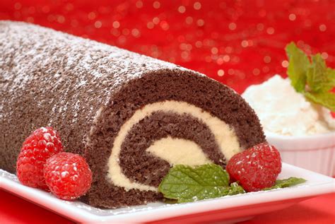 Buche de Noel Recipe | Old Farmer's Almanac