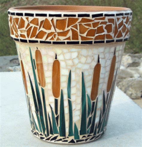 How To Mosaic: Art For Your Garden | FeltMagnet