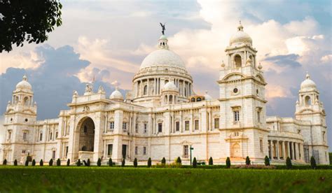 Victoria Memorial Kolkata: An iconic marble structure of the British ...