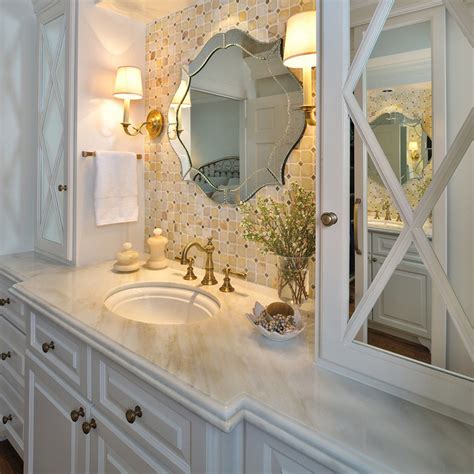 10+ Bathroom Vanity Mirror Ideas – DECOOMO