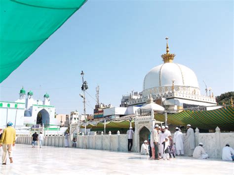 Ajmer Sharif Dargah Location, Entry Timings, Contact Number | How to ...