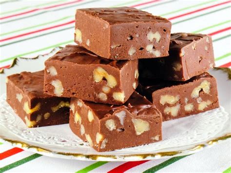 Classic marshmallow cream fudge recipe (1963) - Click Americana