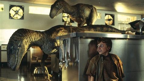 Jurassic Park's Famous Kitchen Scene Was Even More Dangerous Than It Looked