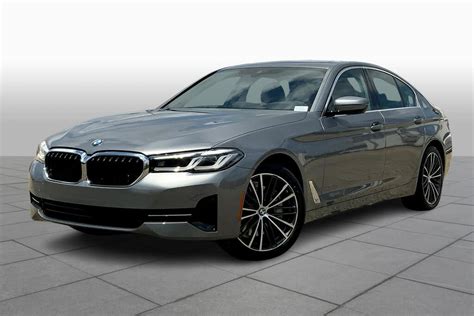 2023 BMW 5 Series – croom luxury caryard