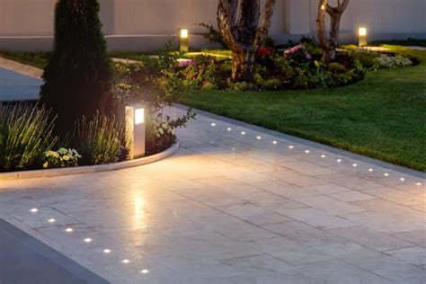 Driveway Lights (Types & Designs)