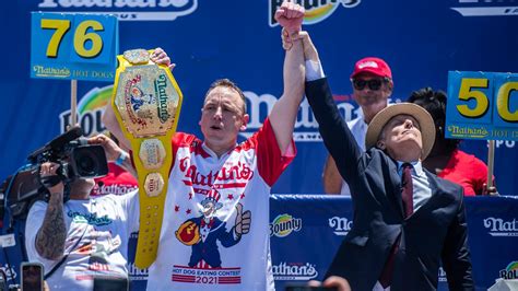 Hot dog eating contest returns to Coney Island Nathan's