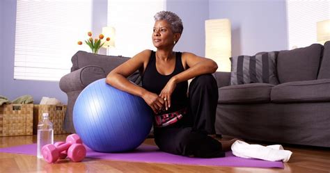 3 Benefits of Yoga for Senior Citizens