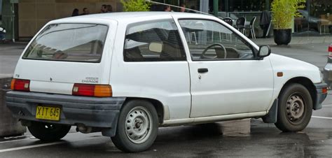 1988 Daihatsu Charade - Information and photos - MOMENTcar