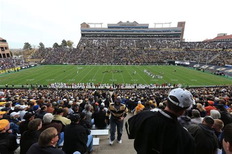 Football World Reacts To The Colorado Spring Game News - The Spun