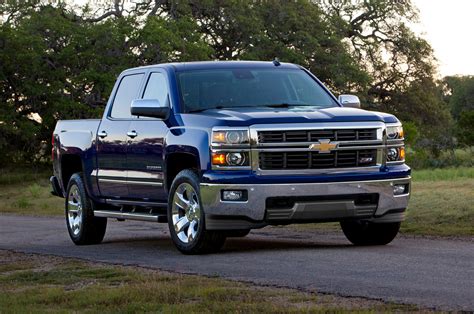 2015 Chevrolet Silverado Z71 Adds Midnight Edition Package