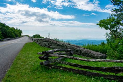 Grandfather Mountain Bridge Stock Photos, Pictures & Royalty-Free ...