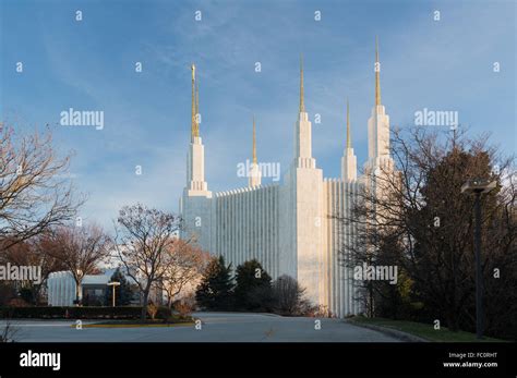 Mormon temple dc hi-res stock photography and images - Alamy