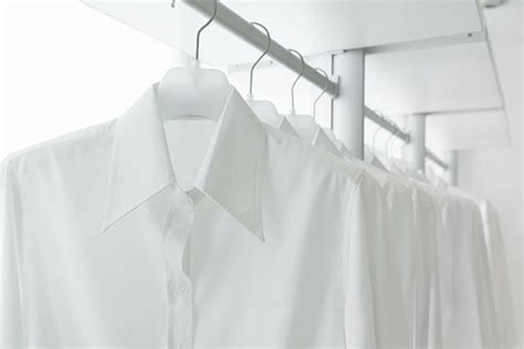 A Clever Way to Brighten White Clothes | Cleanipedia ZA