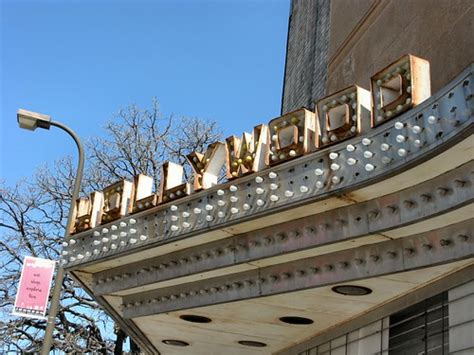 HOLLYWOOD THEATER MATTYDALE | HOLLYWOOD THEATER MATTYDALE