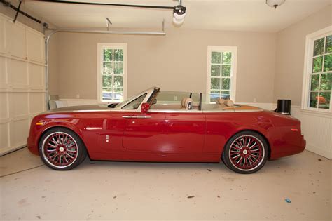 Video: Rapper T-Pain Shows Off Custom Rolls-Royce Phantom Drophead Coupe