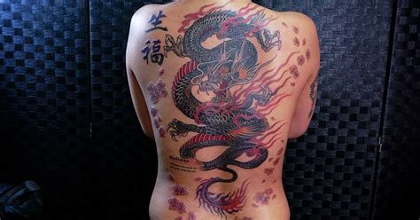 Discover 80+ japanese dragon back tattoo latest - in.coedo.com.vn