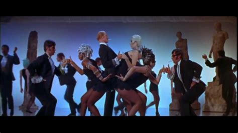 From Fred Astaire to Wall-E: 5 things that inspired the 'La La Land' dances