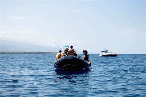 11 Best Kona Snorkel Tours on the Big Island of Hawaii (2023)