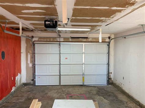 What to Expect During a Professional Garage Door Installation: Insights ...