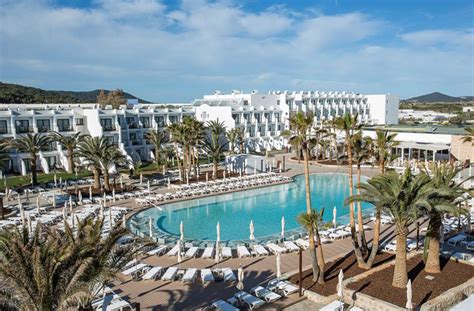 All-inclusive resorts Ibiza: top 5 met oudere jeugd | Tienervakanties