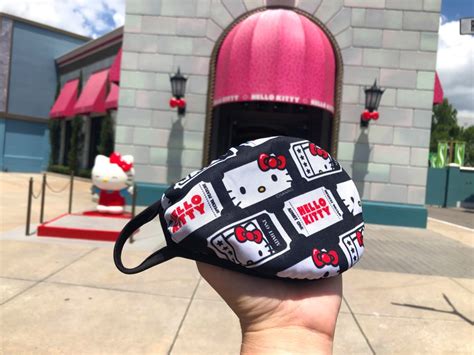 PHOTOS: New Hello Kitty Face Masks Debut at Universal Orlando Resort ...