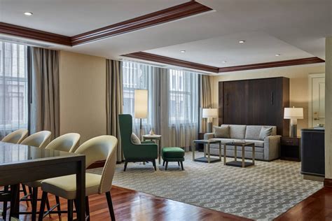 Downtown Chicago Hotels near Grant Park | JW Marriott Chicago