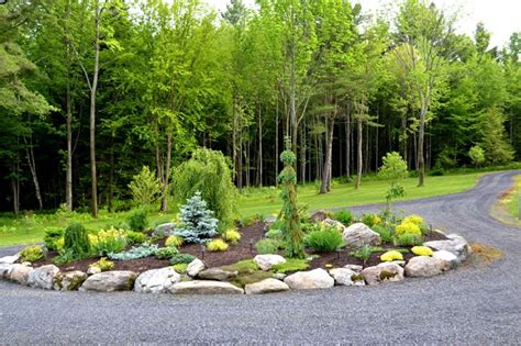 Circular Driveway Landscaping Plans - Landscape Architecture Modern ...