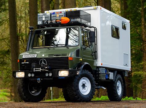 Unimog 406 Camper