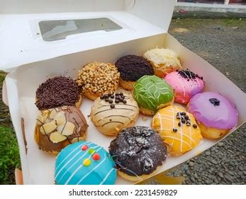 425 Mini Donut Flavors Stock Photos, Images & Photography | Shutterstock