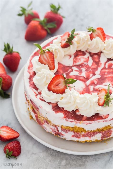 Strawberry Shortcake Ice Cream Cake {VIDEO} - The Recipe Rebel