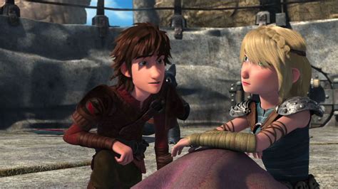 DreamWorks Dragons Hiccup And Astrid Kiss