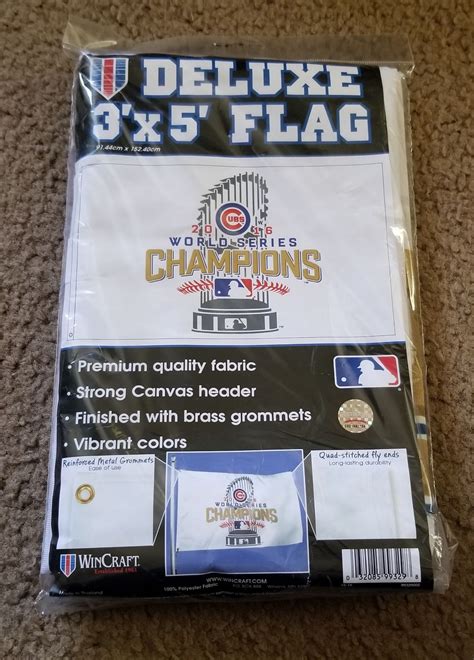 2016 Chicago Cubs World Series Flag BIG on Mercari | Cubs world series ...