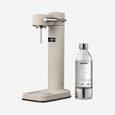 This Sleek Sparkling Water Machine Helps Me Hydrate | Bon Appétit