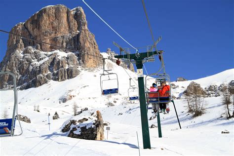 Cortina Italy Skiing | TheLuxuryVacationGuide