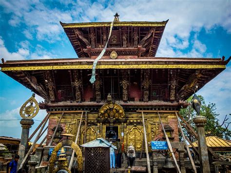 Hamro Nepal: Changu Narayan Temple