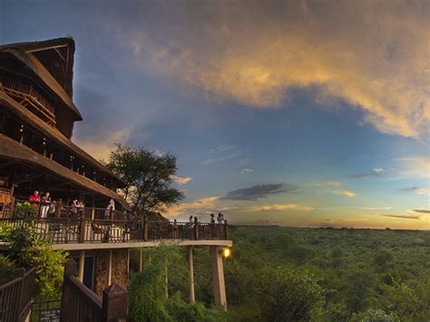 Victoria Falls Safari Lodge | Victoria Falls | Pangolin Photo Safaris