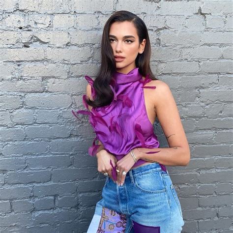 Dua Lipa Age, Height, Biography 2023 Wiki, Net Worth, Boyfriend