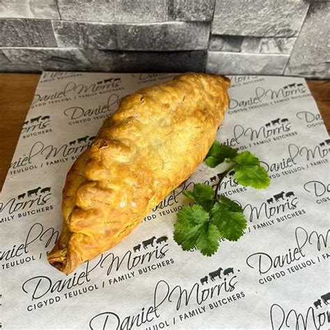 Homemade Meat & Veg Pasty Individual - Daniel Morris Butchers