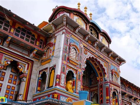 Badrinath Temple - Patheos Sacred Spaces