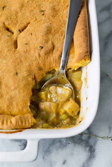 Vegan Pot Pie with Sweet Potato Crust - Delish Knowledge