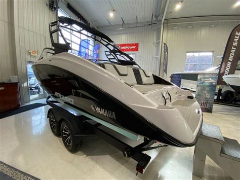 New 2023 Yamaha Boats AR250, 55901 Rochester - Boat Trader