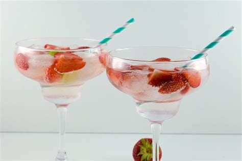 Strawberry lime Gin and Tonic | Ohmydish