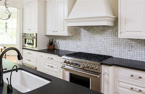 Kitchen Backsplash Ideas With Black Granite Countertops – Things In The ...