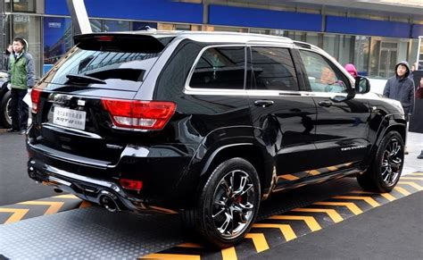 China gets the Jeep Cherokee SRT Black Edition