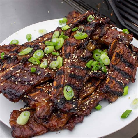 Kalbi - Korean BBQ Short Ribs Recipe - The Black Peppercorn