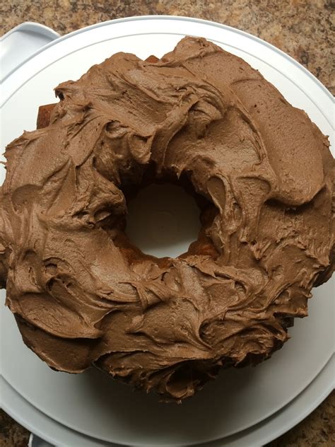 Meet the Shaneyfelts: Chocolate Buttercream Icing Recipe